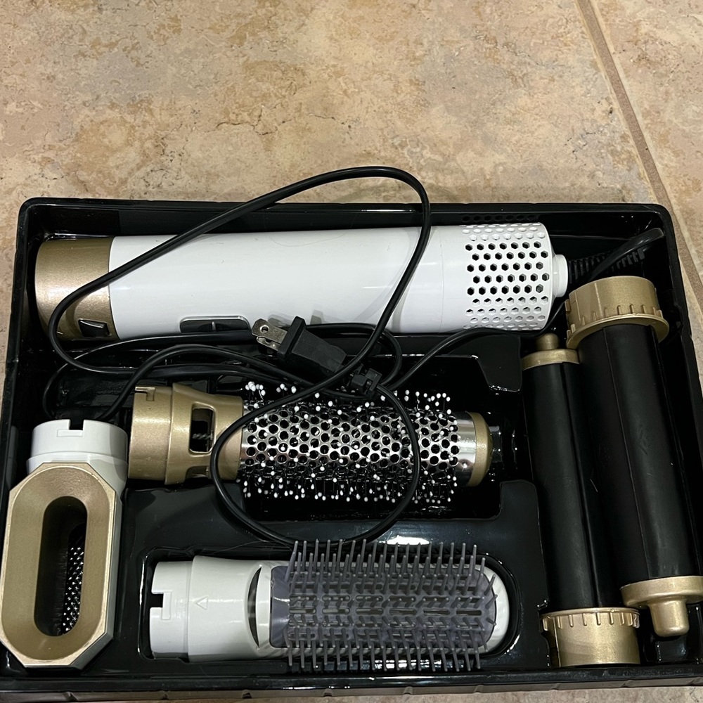 Dyson dupe hair dryer with all attachments.